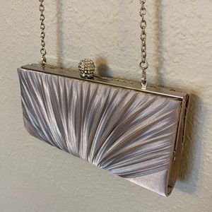 Silver Formal Clutch